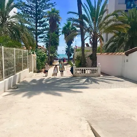 Palacio Del Mar 아파트 *